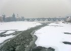2004 0125 154151 Ph zamrzla Vltava Karluv most  Zamrzla praha
